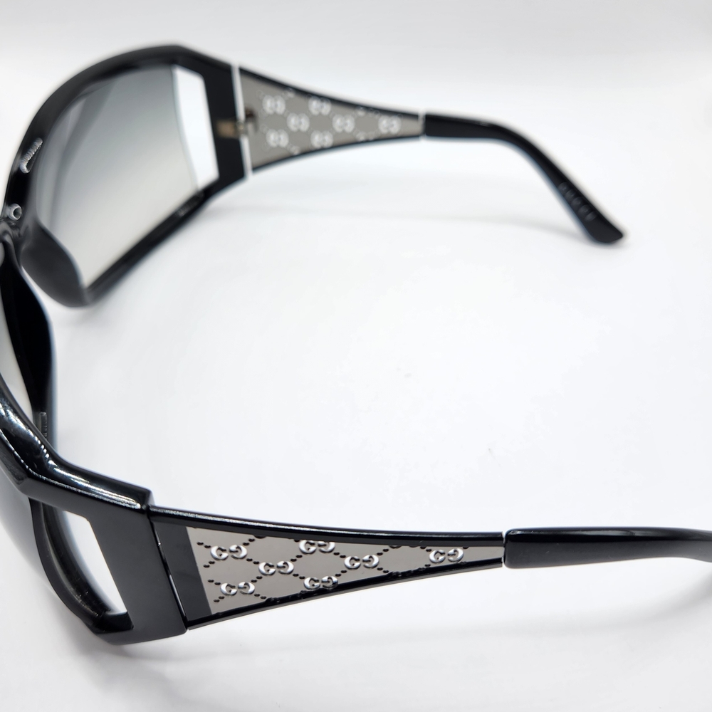 Gucci Women's Black Sunglasses - Picture 5 of 11